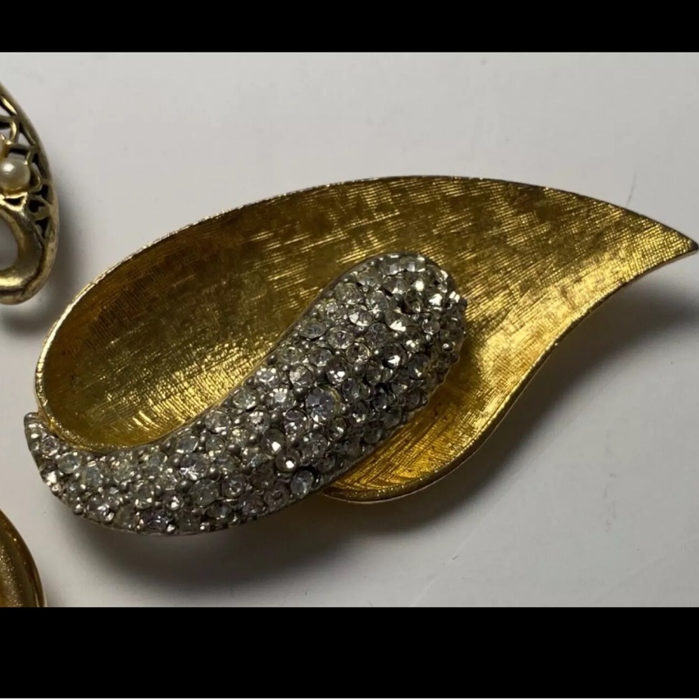 Vintage Brooch Lot B.S.K, R.O.C., Unsigned, Read Condition - Picture 6 of 13